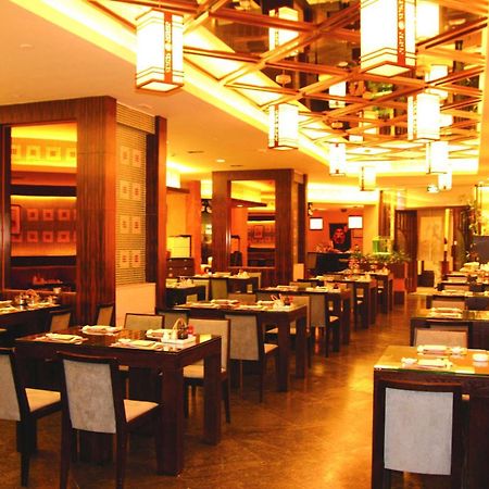 The Royal Marina Plaza Hotel Guangzhou Restaurant photo