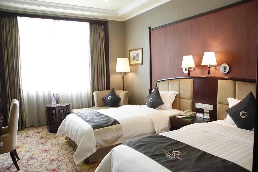 The Royal Marina Plaza Hotel Guangzhou Exterior photo