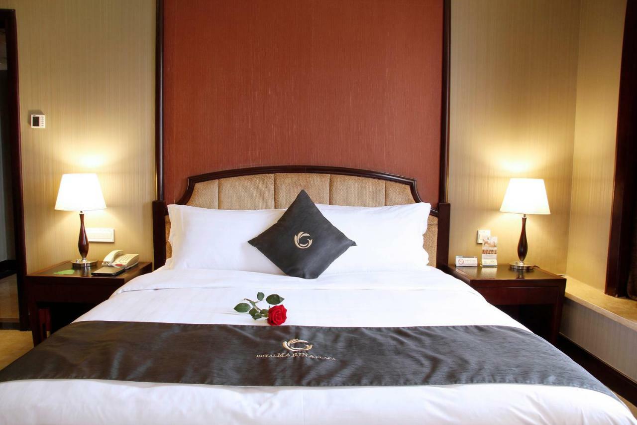The Royal Marina Plaza Hotel Guangzhou Exterior photo